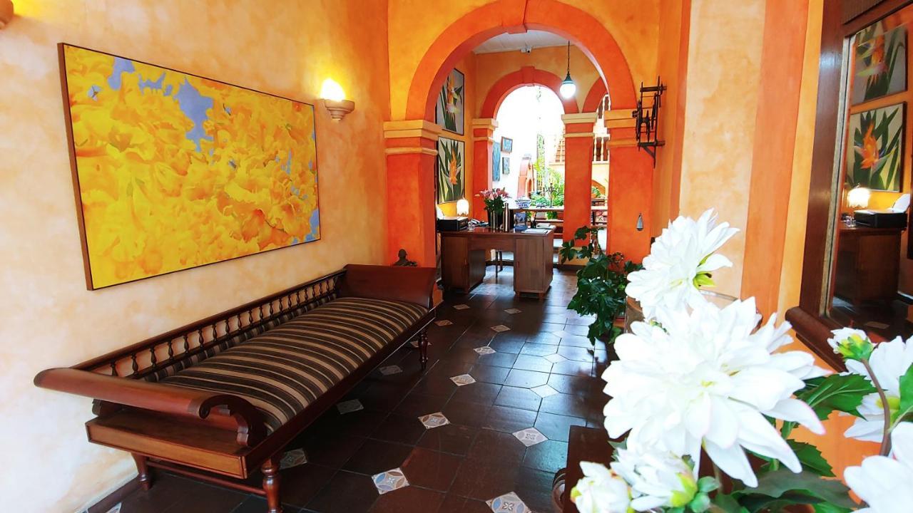 Hotel Boutique Casa Montalvo Cuenca كوينكا المظهر الخارجي الصورة