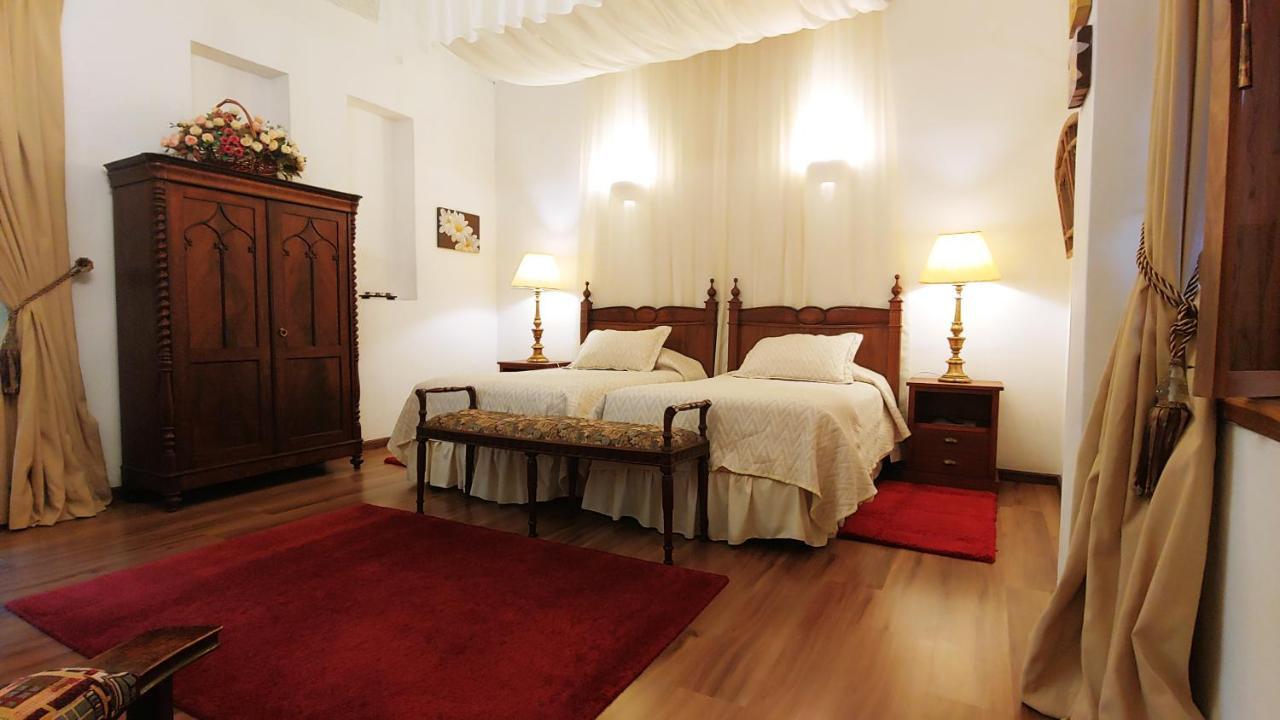Hotel Boutique Casa Montalvo Cuenca كوينكا المظهر الخارجي الصورة