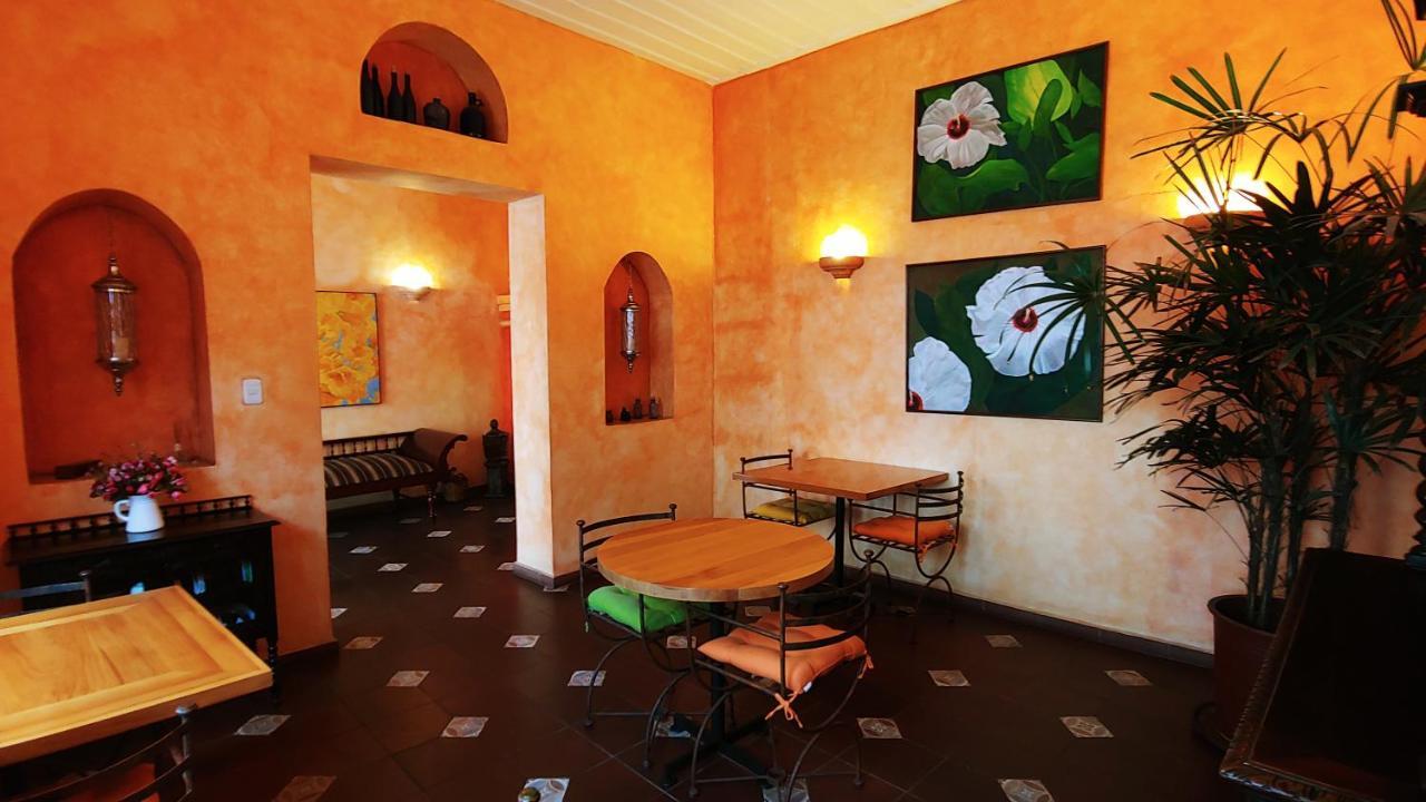 Hotel Boutique Casa Montalvo Cuenca كوينكا المظهر الخارجي الصورة