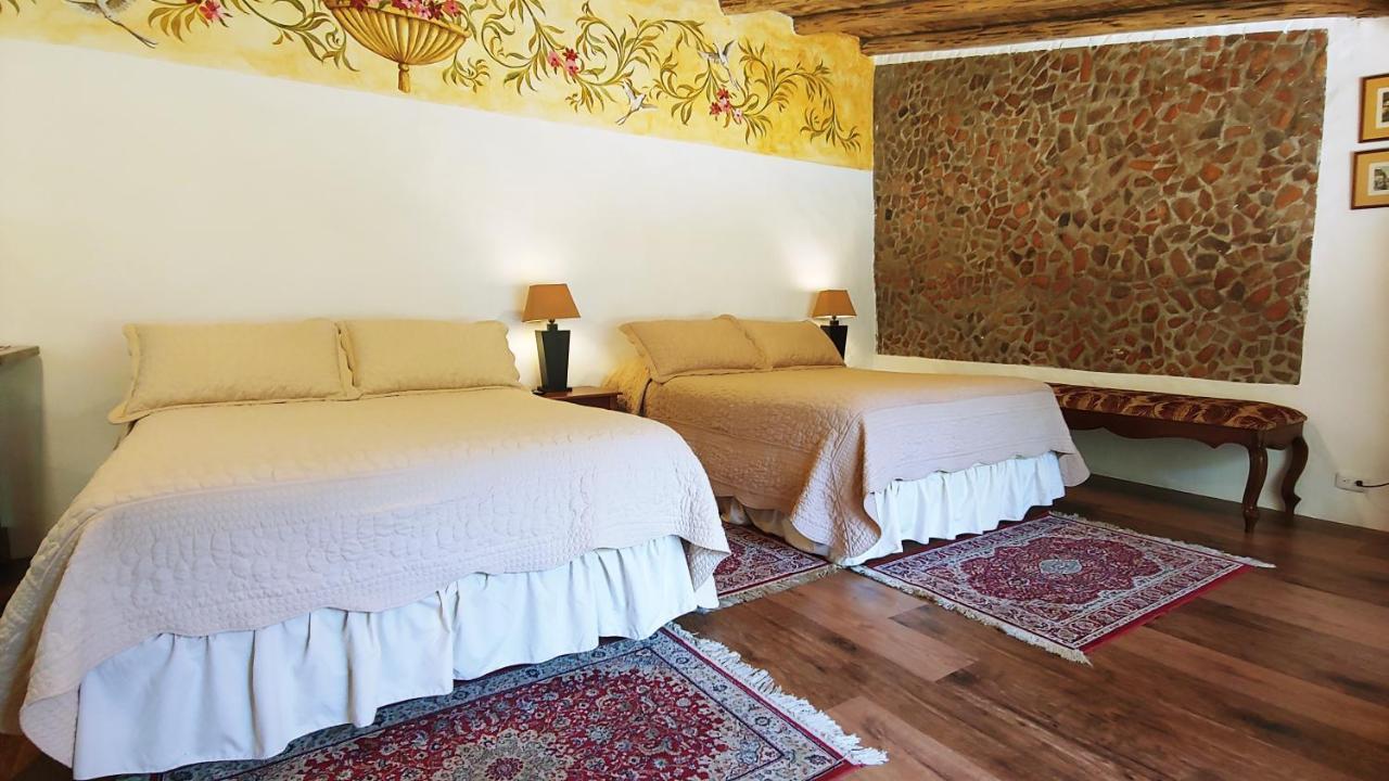 Hotel Boutique Casa Montalvo Cuenca كوينكا المظهر الخارجي الصورة
