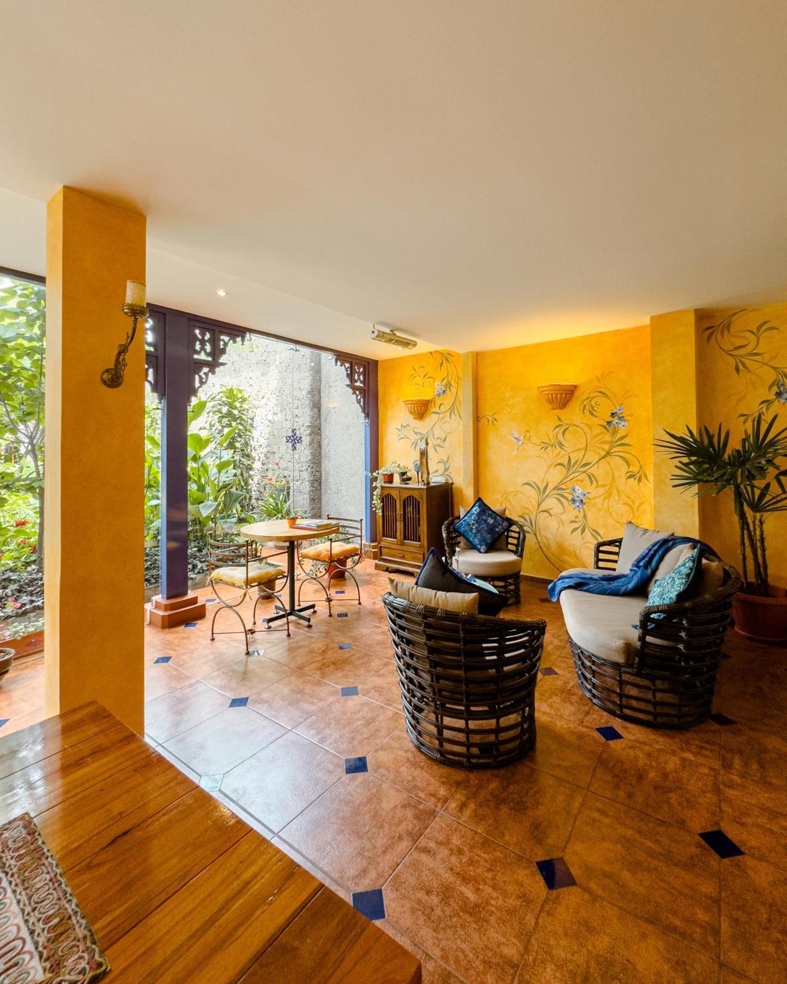 Hotel Boutique Casa Montalvo Cuenca كوينكا المظهر الخارجي الصورة