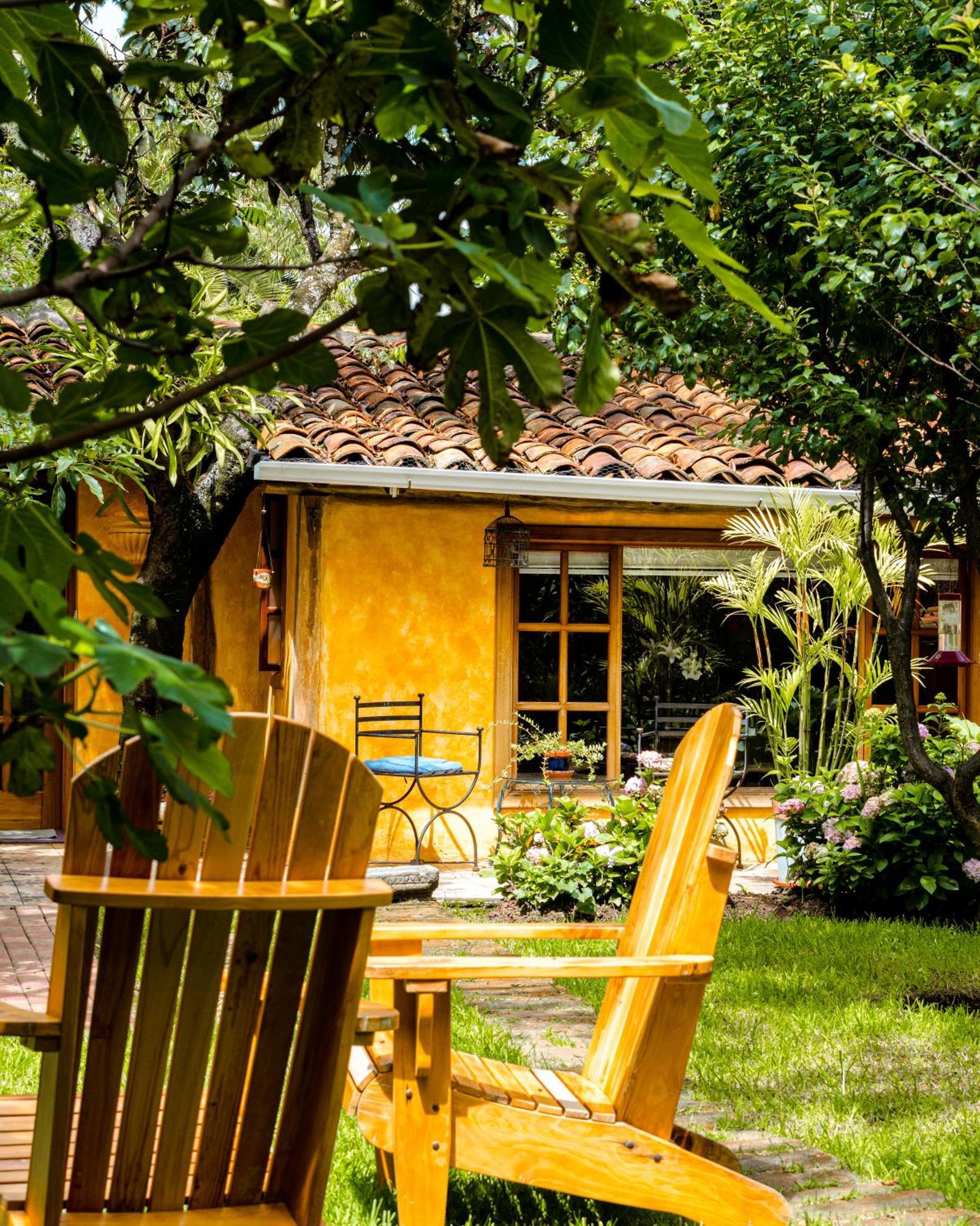 Hotel Boutique Casa Montalvo Cuenca كوينكا المظهر الخارجي الصورة