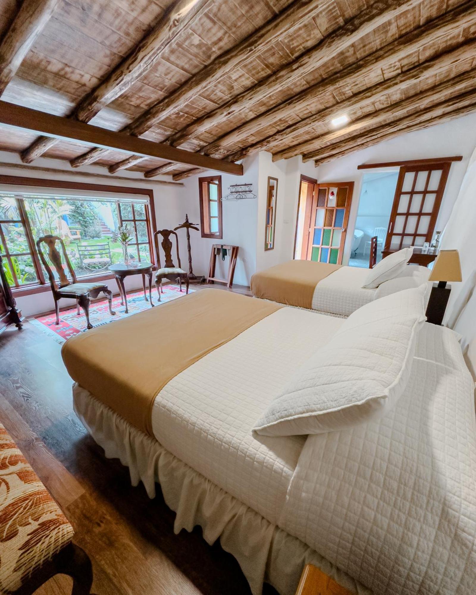 Hotel Boutique Casa Montalvo Cuenca كوينكا المظهر الخارجي الصورة