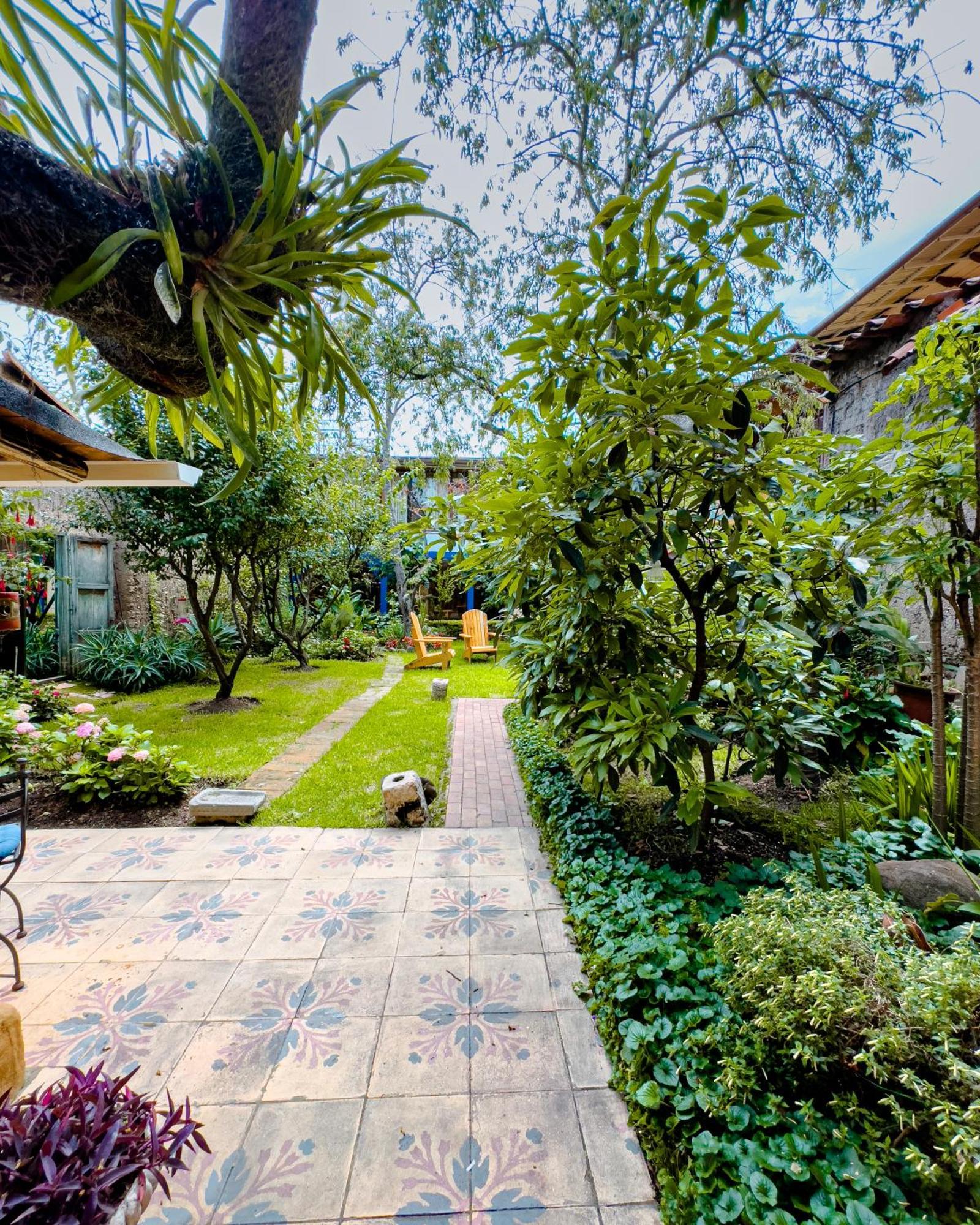 Hotel Boutique Casa Montalvo Cuenca كوينكا المظهر الخارجي الصورة