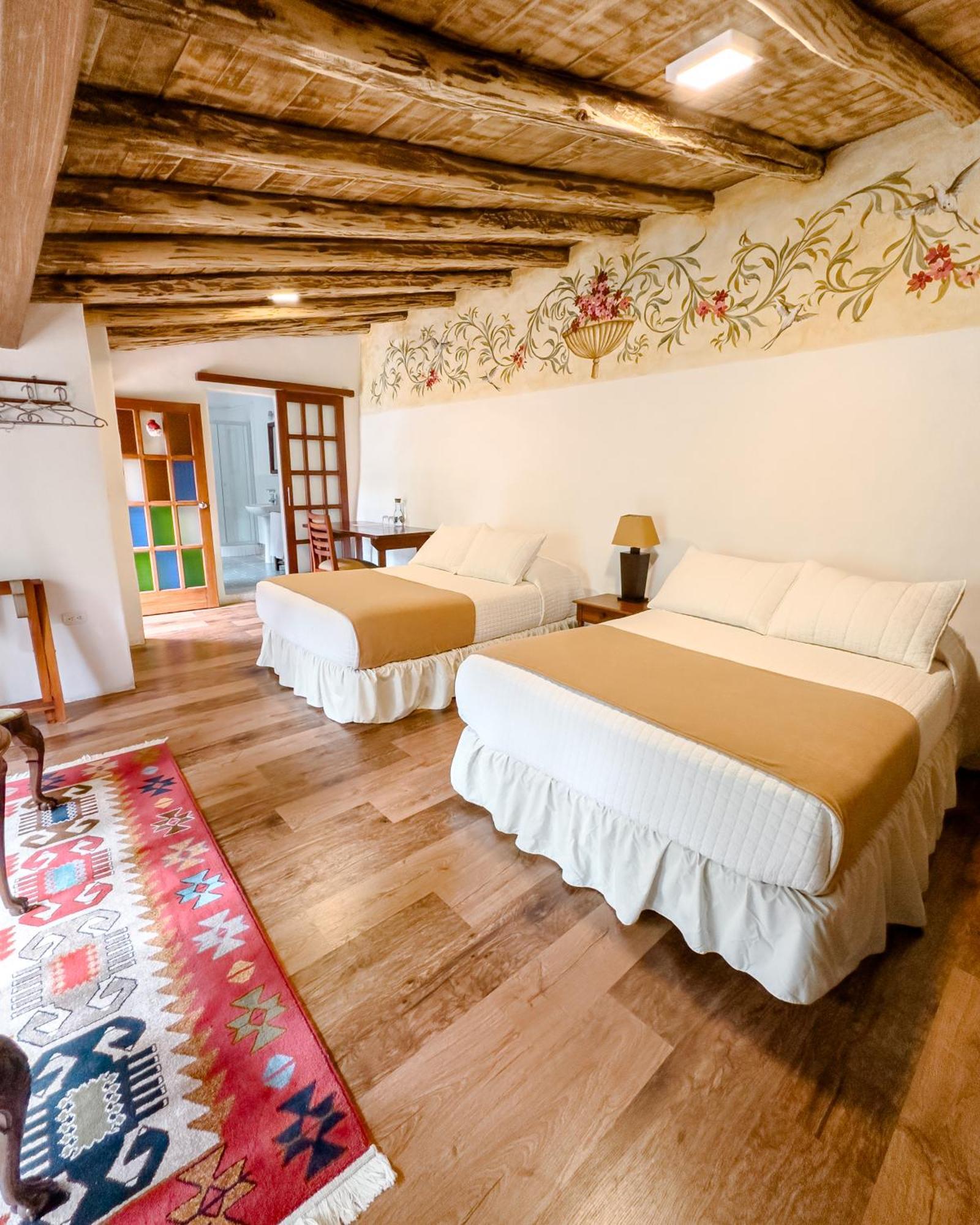Hotel Boutique Casa Montalvo Cuenca كوينكا المظهر الخارجي الصورة